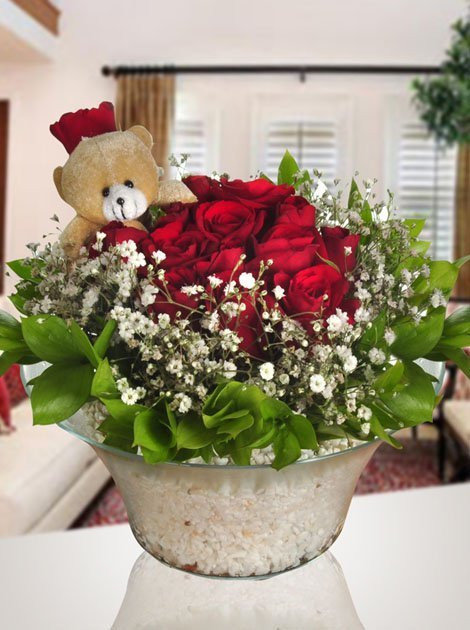 Cam Kâsede 13 Adet Kırmızı Gül Aranjmanı Cam Kâsede 13 Adet Kırmızı Gül Aranjmanı