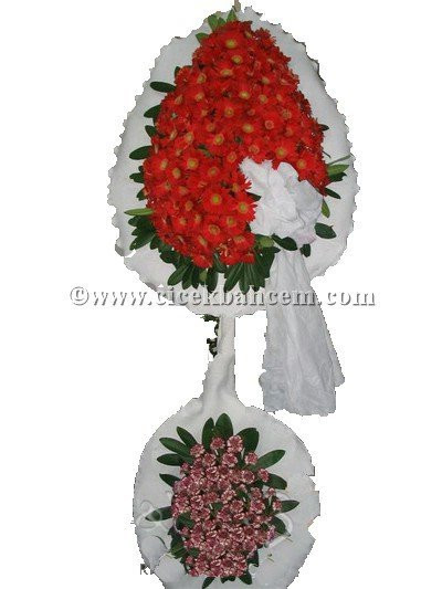 Ayaklı Sepet: Kırçıllı Karanfil ve Gerbera Tasarımı Düğün, Nikah ve Açılış Sepeti Ayaklı Sepet: Kırçıllı Karanfil ve Gerbera Tasarımı Düğün, Nikah ve Açılış Sepeti