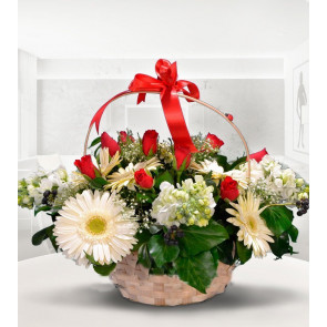 Beyaz Gerbera ve 7 Adet Kırmızı Gül Şebboy, Aranjmanı