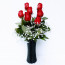 Özel Siyah Vazoda 7 Adet Kırmızı Gül
